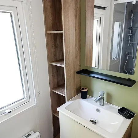 Camping Mobil - 4 Etoiles - 3 *