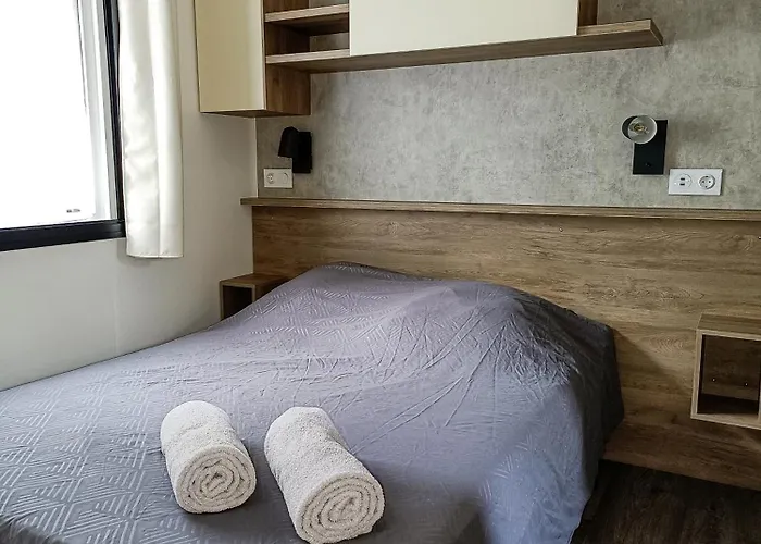 Camping Mobil - 4 Etoiles - 3 *